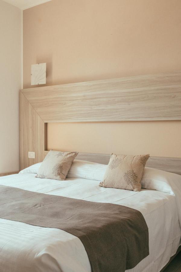 Hotel Residence La Palma Finale Ligure Eksteriør billede