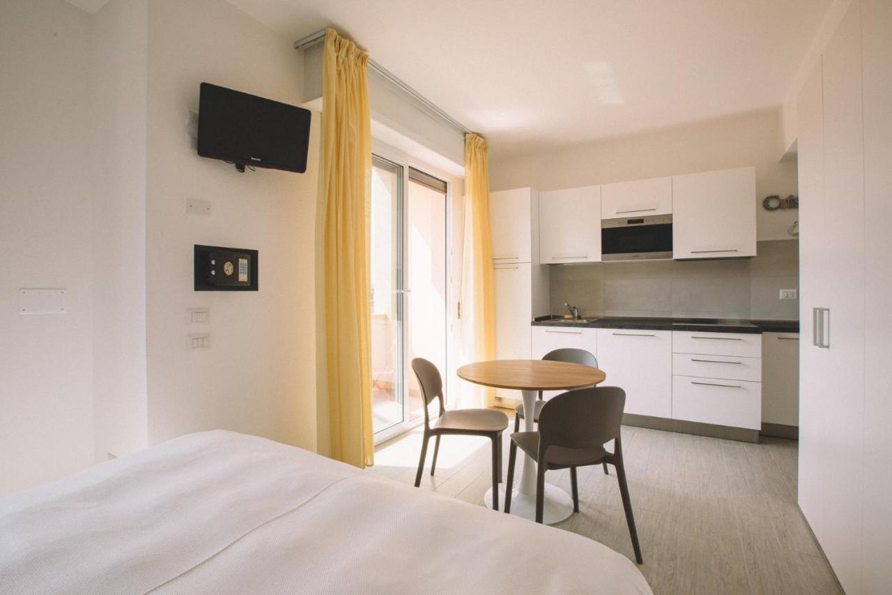 Hotel Residence La Palma Finale Ligure Eksteriør billede