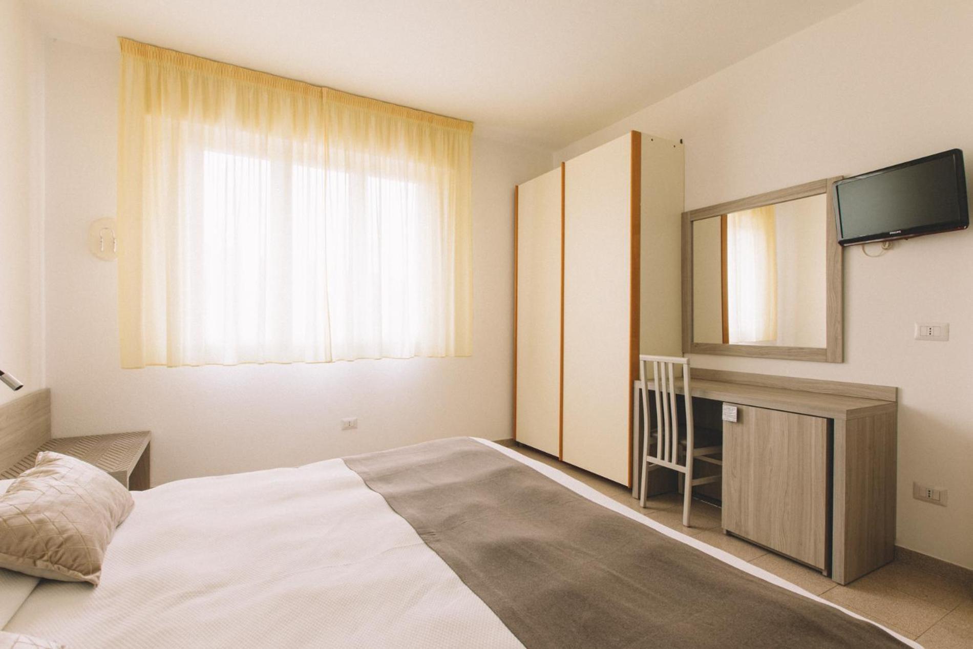 Hotel Residence La Palma Finale Ligure Eksteriør billede