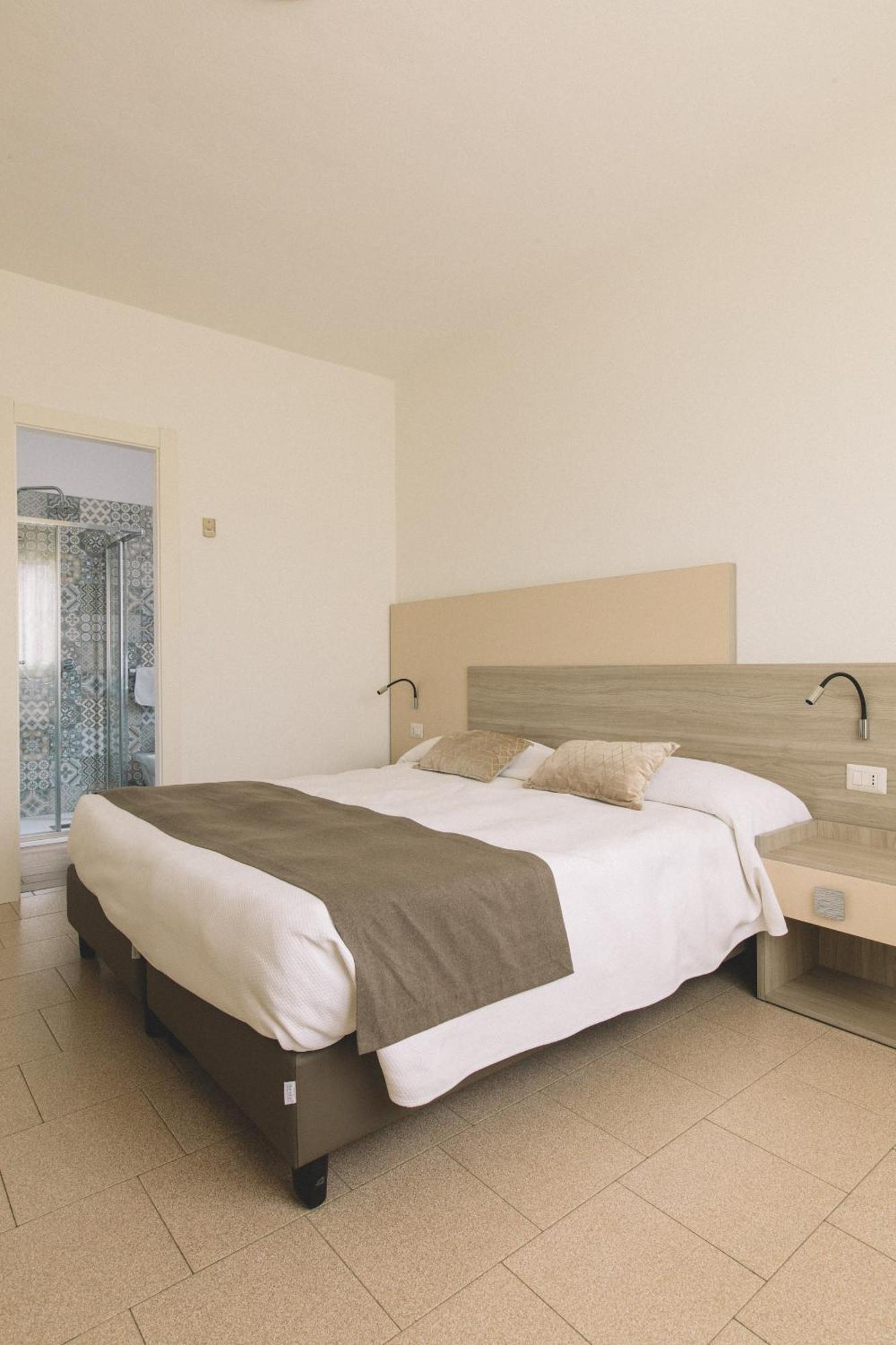 Hotel Residence La Palma Finale Ligure Eksteriør billede
