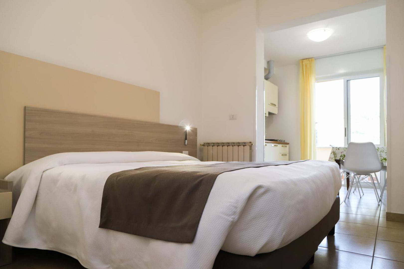 Hotel Residence La Palma Finale Ligure Eksteriør billede