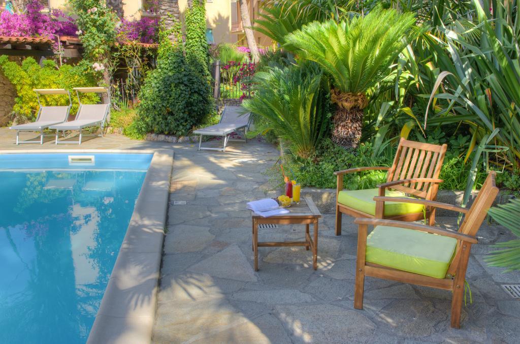 Hotel Residence La Palma Finale Ligure Eksteriør billede