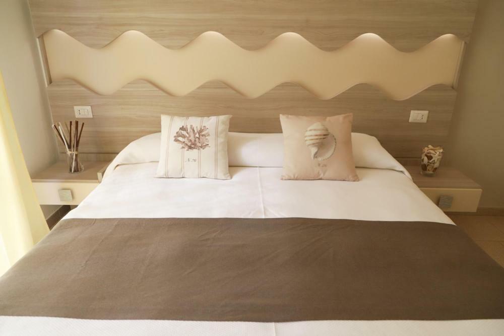 Hotel Residence La Palma Finale Ligure Eksteriør billede