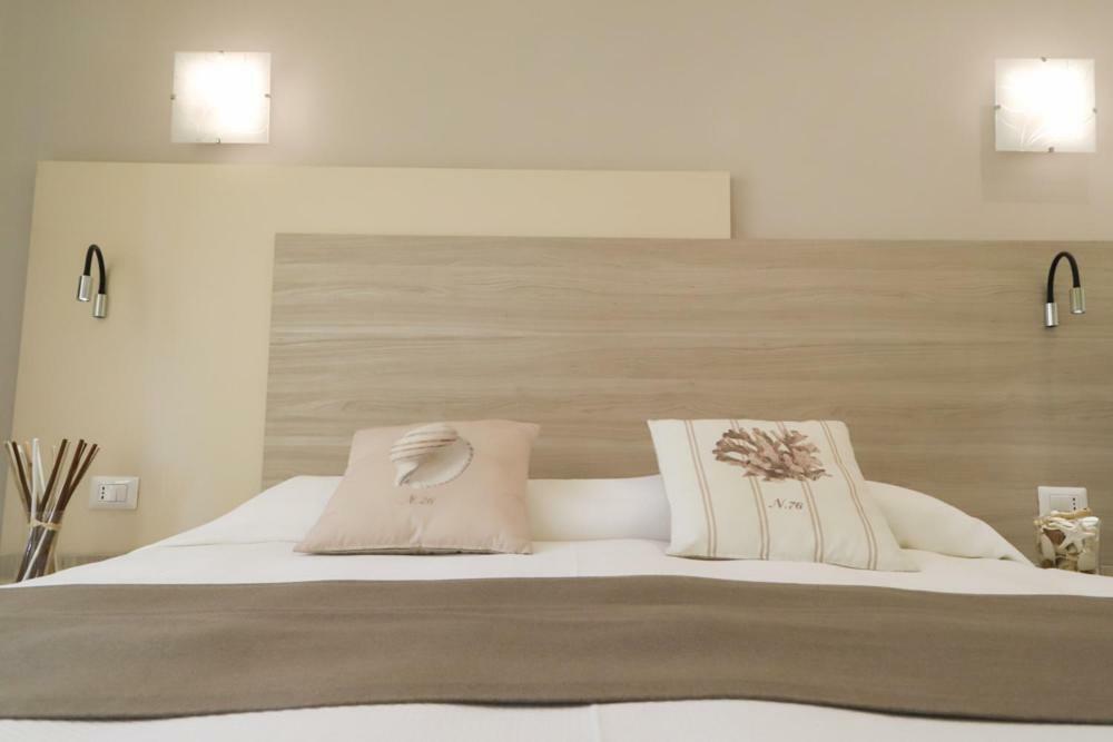 Hotel Residence La Palma Finale Ligure Eksteriør billede