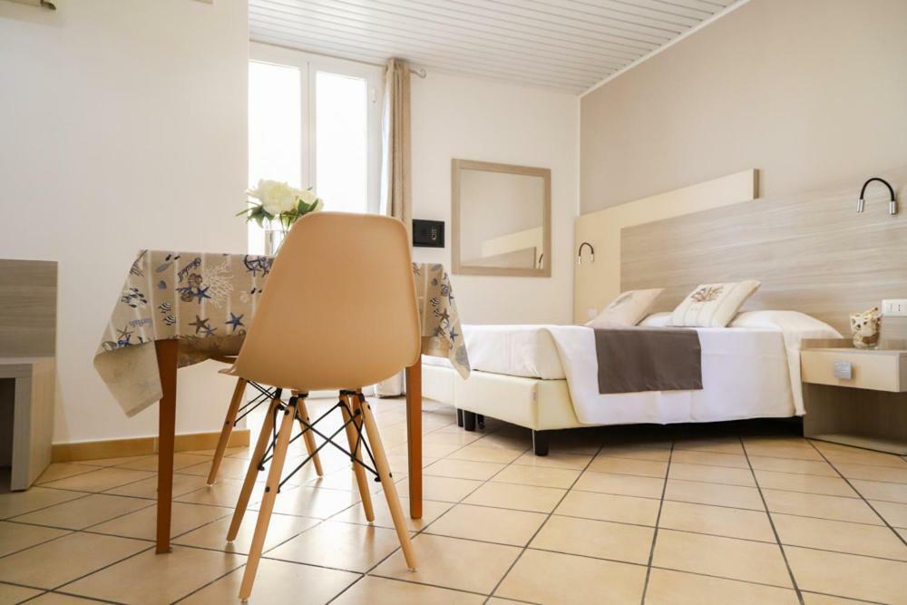 Hotel Residence La Palma Finale Ligure Eksteriør billede