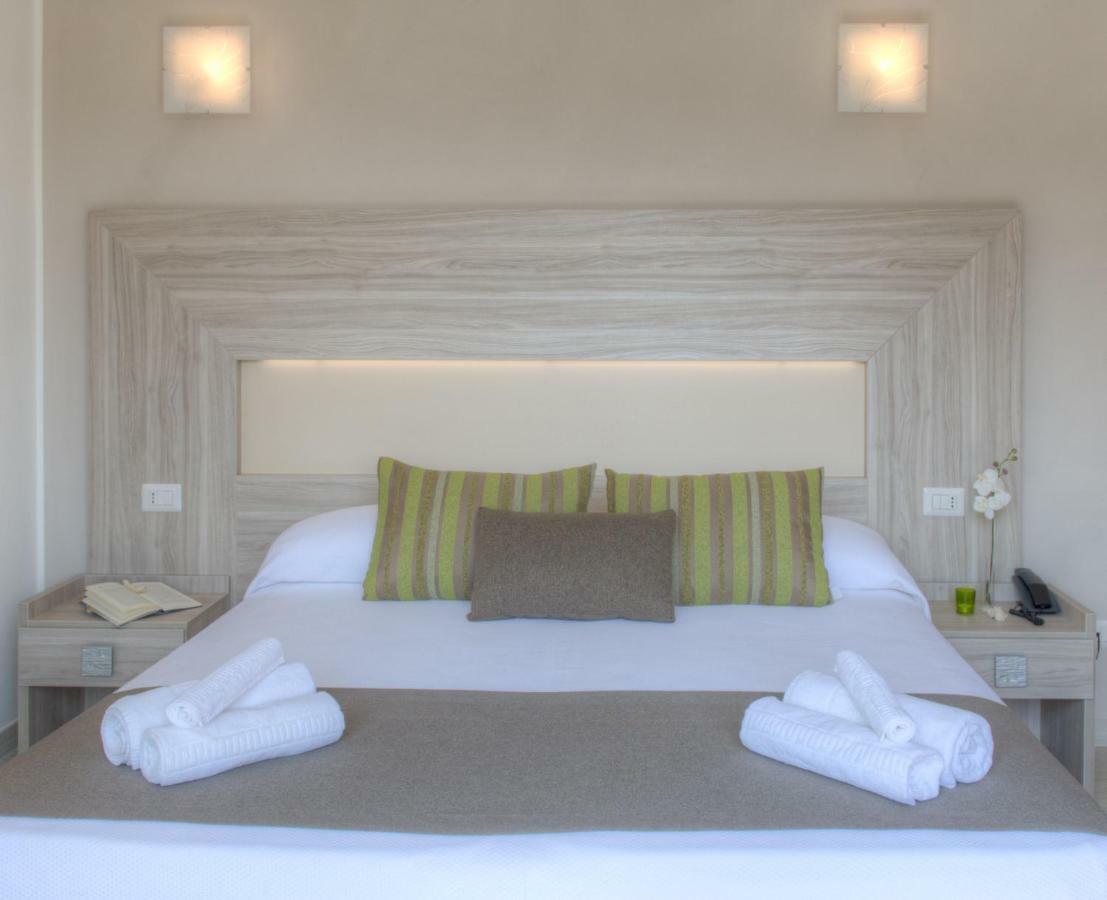 Hotel Residence La Palma Finale Ligure Eksteriør billede